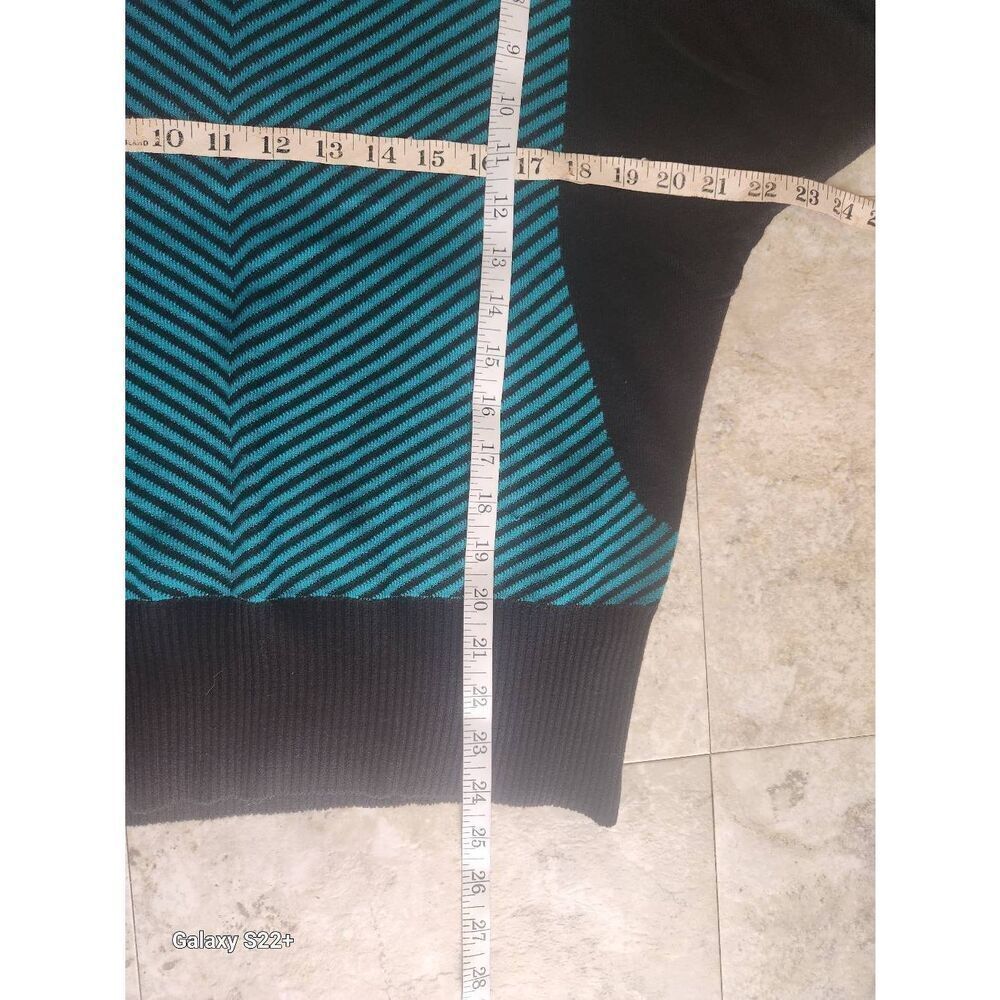 S22 Jon & Anna green/black striped sweater black sleeves & slimming sides Sz XL - Picture 7 of 8